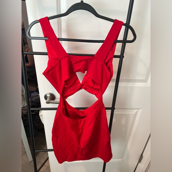Lulus cut out dress - Picture 2 of 2